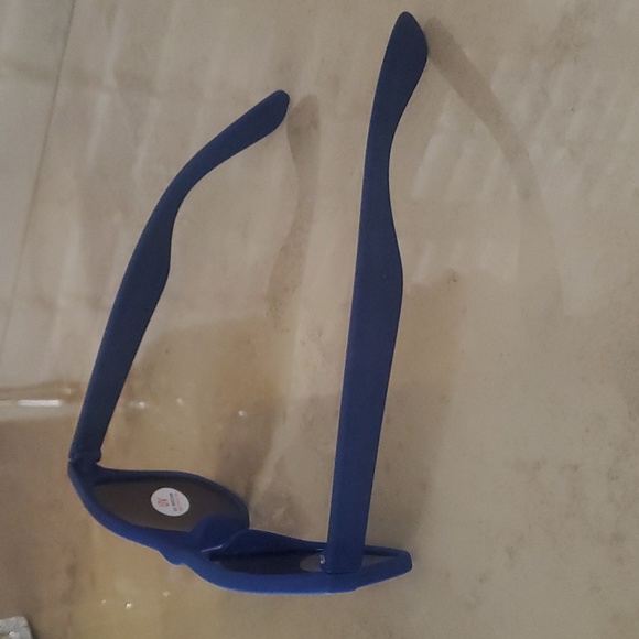 Royal Blue Sunglasses - Picture 4 of 4